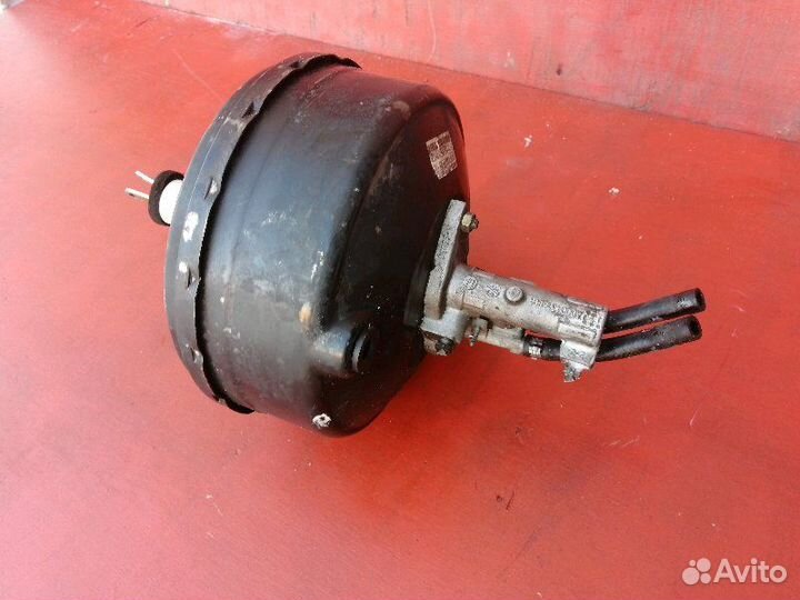 Главный тормозной цилиндр Mercedes-Benz V-Class