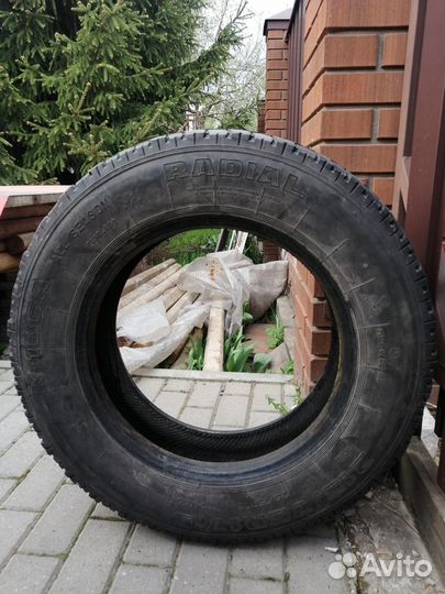 Шина 215/75 R17. 5