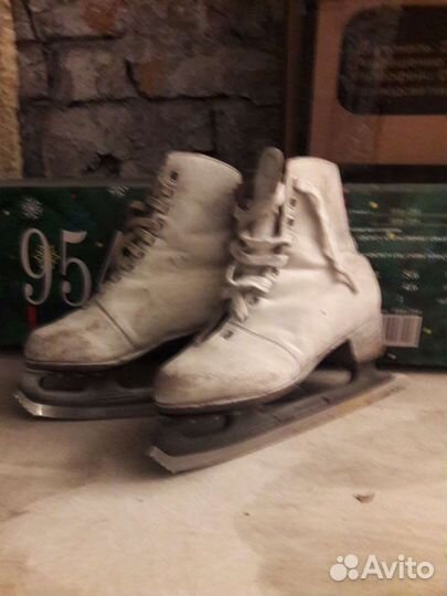 Коньки фигурные