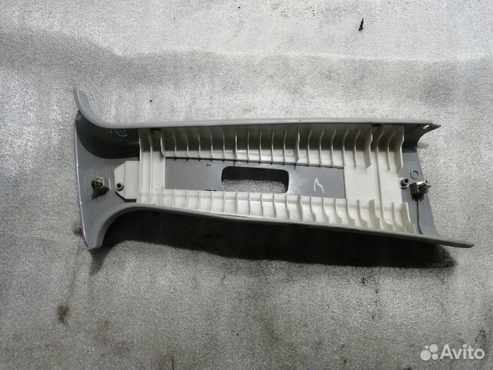 Обшивка средней стойки верхняя лев Almera Classic