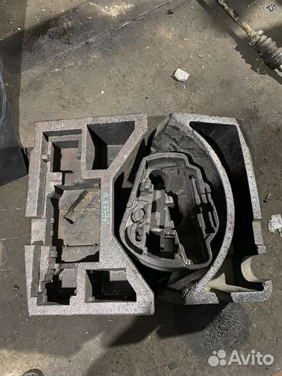 Пенка багажника ниша пол jetta 4 golf bora