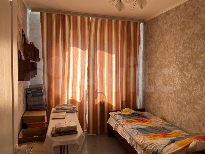 4-к. квартира, 60 м², 2/5 эт.