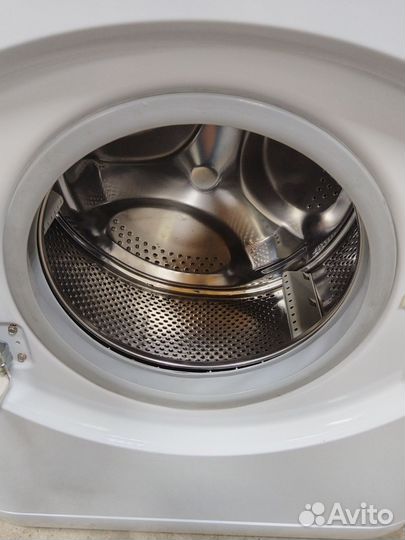 Стиральная машинка Hotpoint ariston