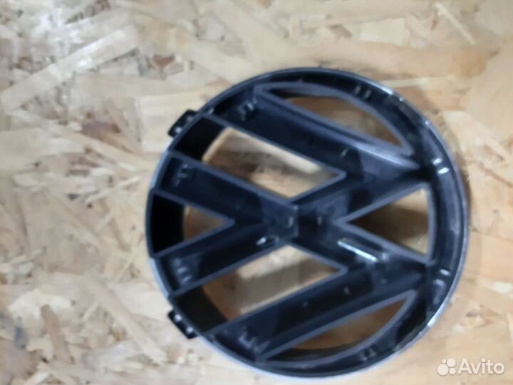 Эмблема volkswagen Tiguan 1