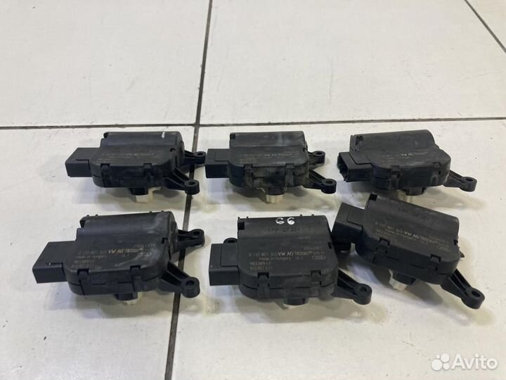 Сервопривод заслонок печки Volkswagen Passat CC 35