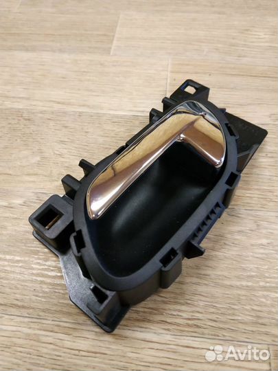 Ручка двери внутренняя левая Peugeot 308