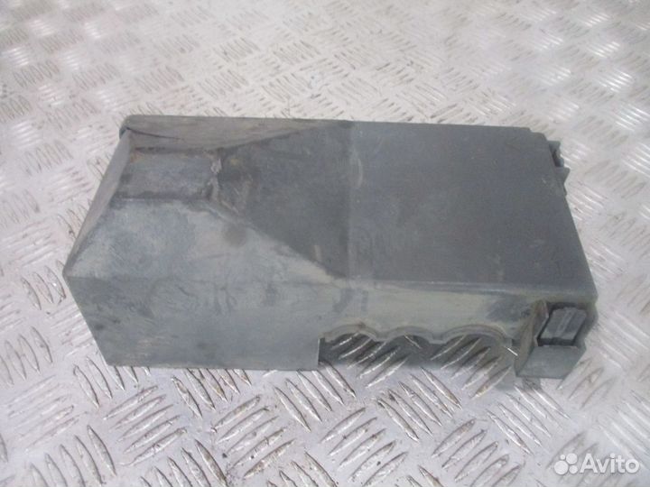 Крышка блока управления Mercedes-Benz A9415450046