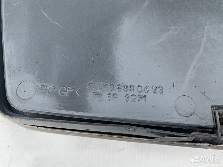 Решетка радиатор Mercedes Benz W210 E class