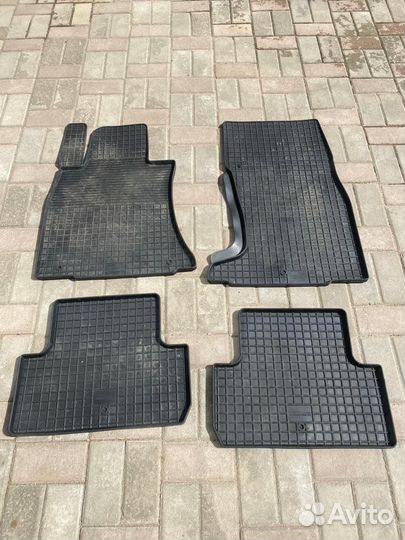 Коврики на genesis G70