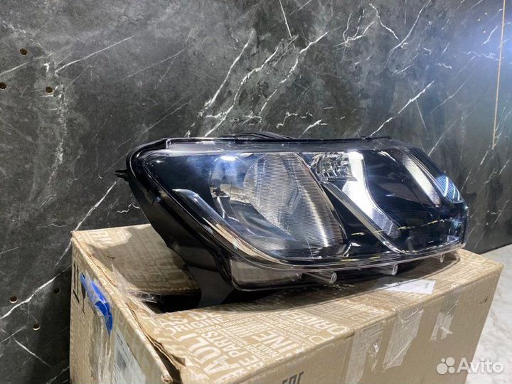 Фара передняя правая Лада Ларгус FL 2022