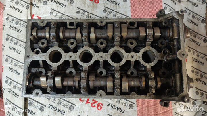 Головка блока цилиндров ГБЦ Opel Astra H 1.6 16V