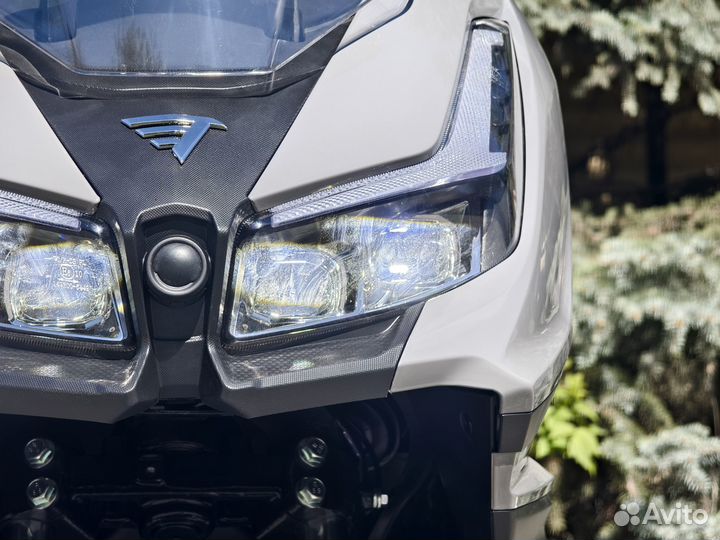 Скутер Vento JET 180сс