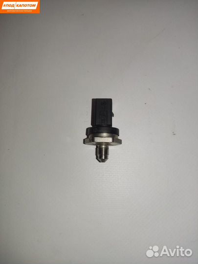 Клапан тнвд Audi A4 B8/8K 2009 06J906051B