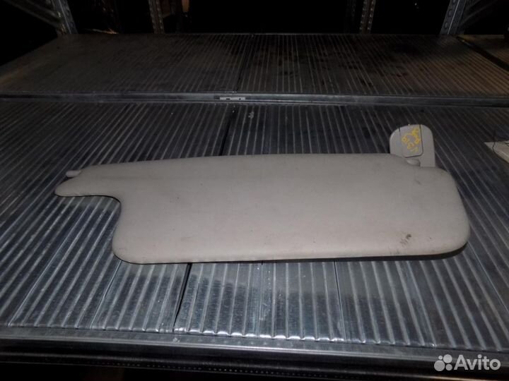 Козырек солнцезащитный (внутри) Megane II 2002-200