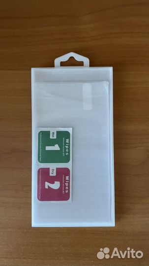 Защитное стекло на iPhone 11