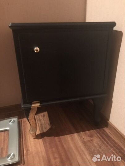 Тумбы прикроватные