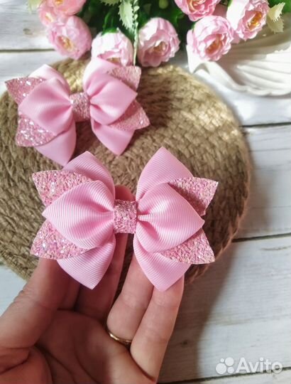 Розовые бантики для девочки