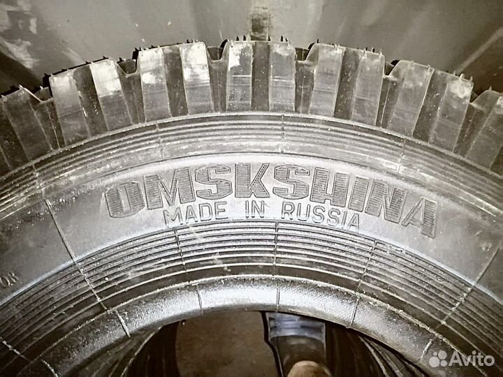 Омскшина И-281 У-4 10.00 R20 нс16