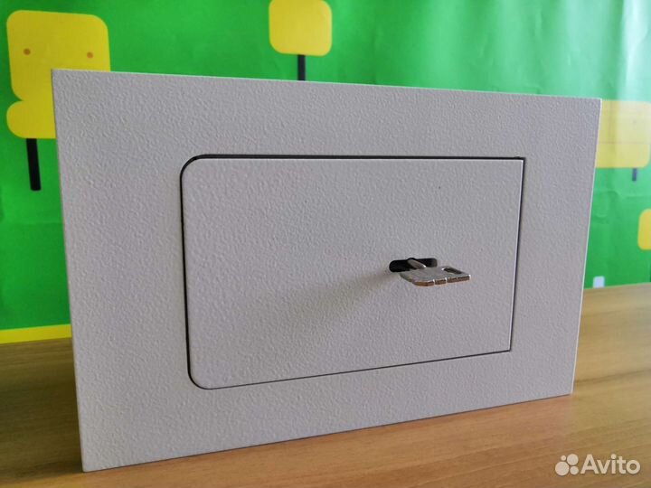 Сейф мебельный №1055