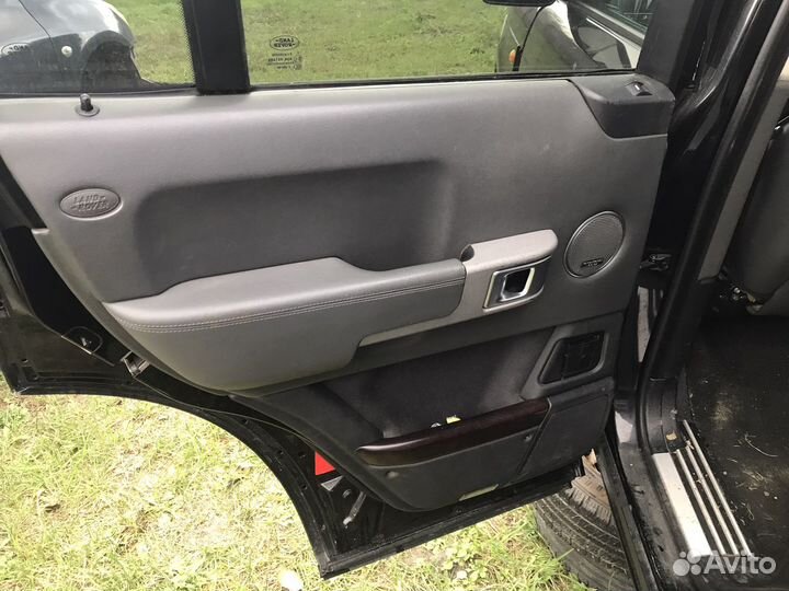 Дверные карты Land Rover Vogue 3