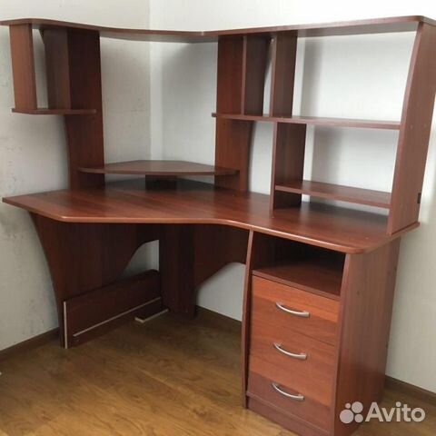 Стол компьютерный новый оригинальный продам