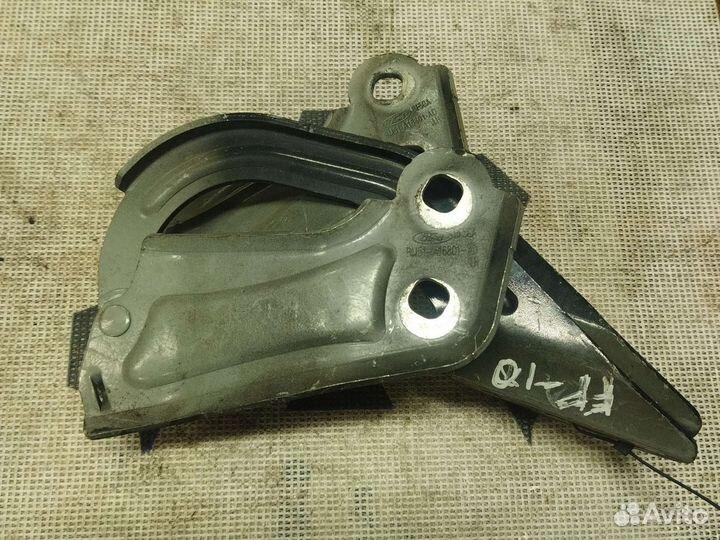 Петля капота Ford Focus 3