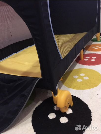 Детская кроватка манеж