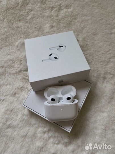 Беспроводные наушники apple airpods