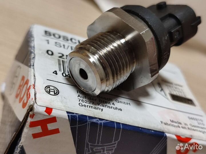 Датчик давления топлива в рампе bosh 0281002908