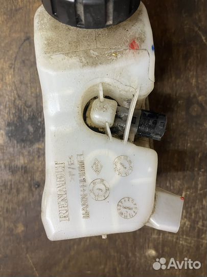 Рено дастер аркана тормозной бачок