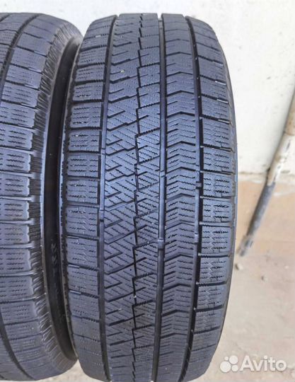 Bridgestone Blizzak VRX2 205/65 R15 97S