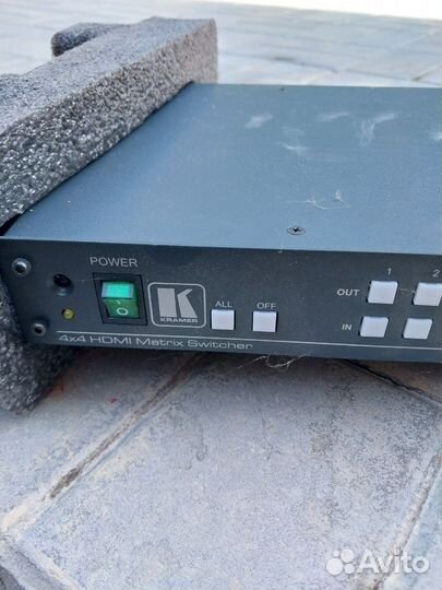 Kramer VS-44HN - матричный коммутатор