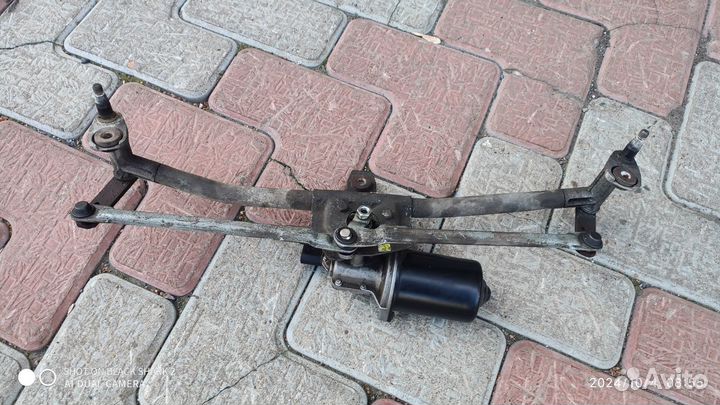 Трапеция дворников