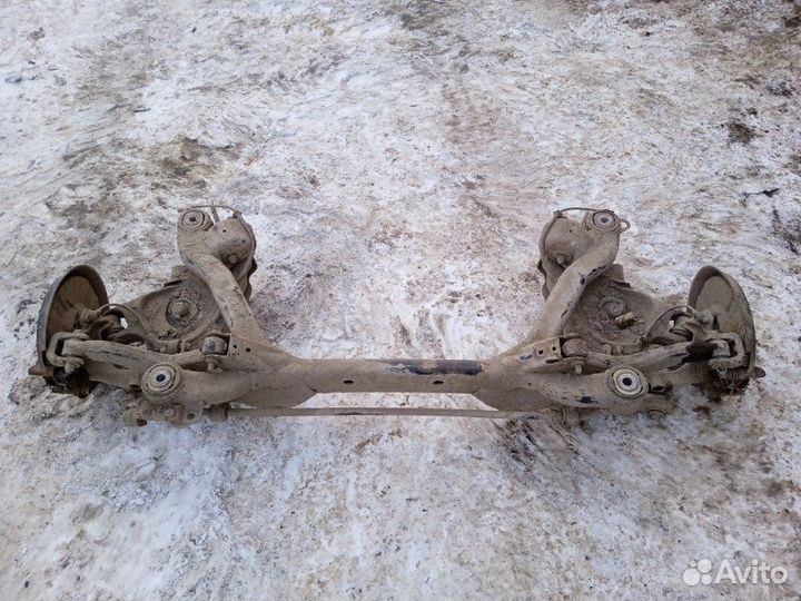 Балка задняя Audi A4 B6 2.0 2002