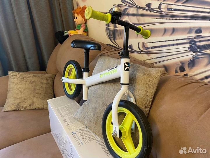 Беговел B twin