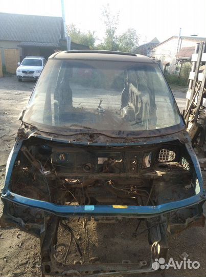 Кузов Nissan Serena