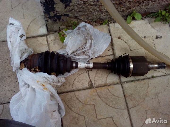 Привод левый Ленд Ровер Дискавери