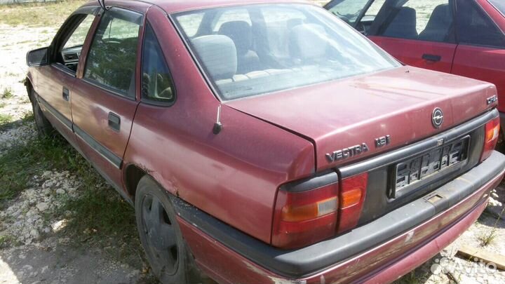 Опель Вектра А по запчастям