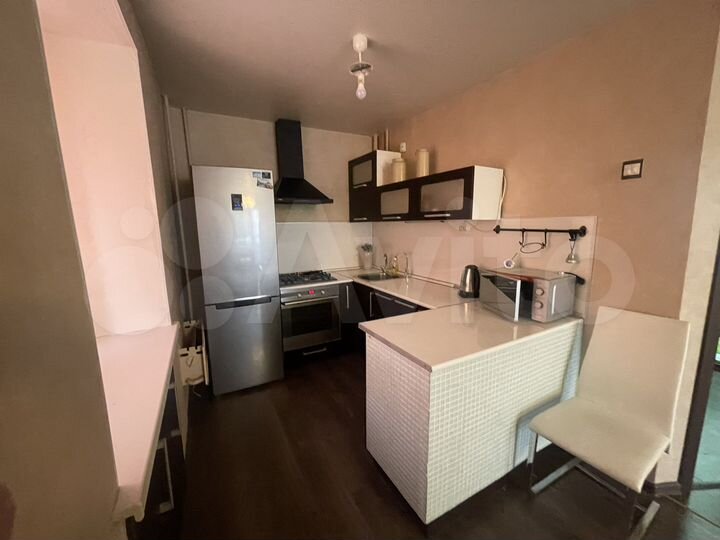 2-к. квартира, 53 м², 4/6 эт.