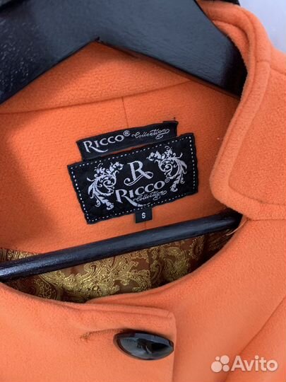 Пальто женское 42