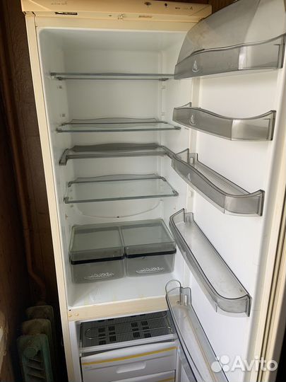 Холодильник б/у (самовывоз)