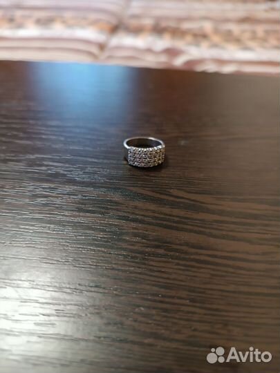 Серебряное кольцо