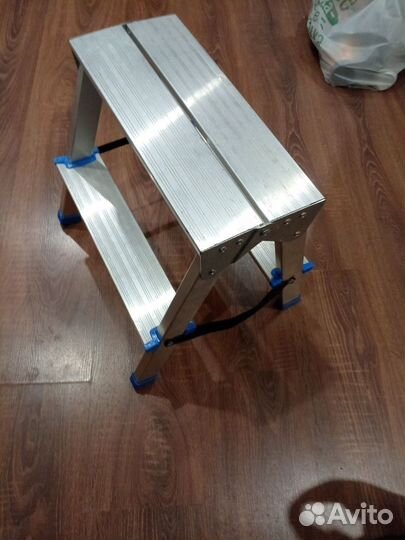 Табурет стремянка складной