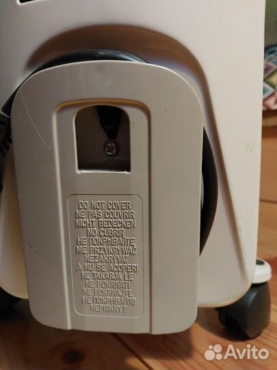 Масляный обогреватель Delonghi