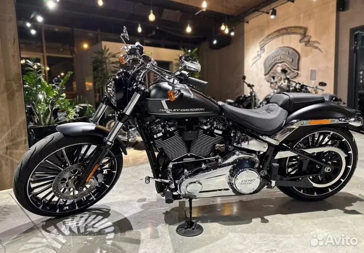 Harley-Davidson Breakout, 2023