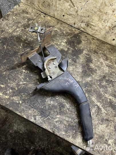 Ручник Hyundai Sonata EF