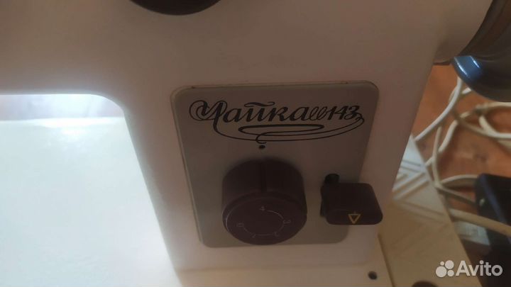 Швейная машина Чайка 143