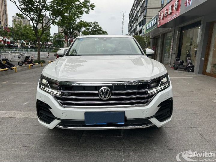 Volkswagen Touareg 3.0 AT, 2020, 28 000 км