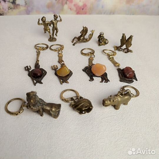 Брелки и фигурки из латуни