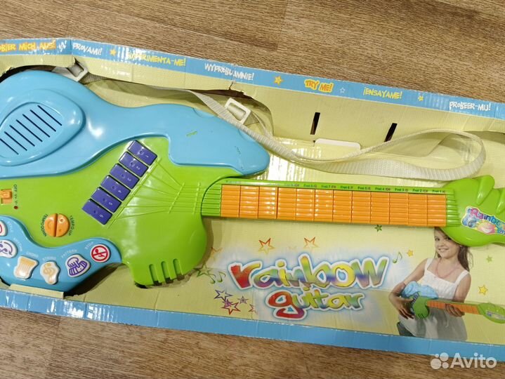 Гитара музыкальная